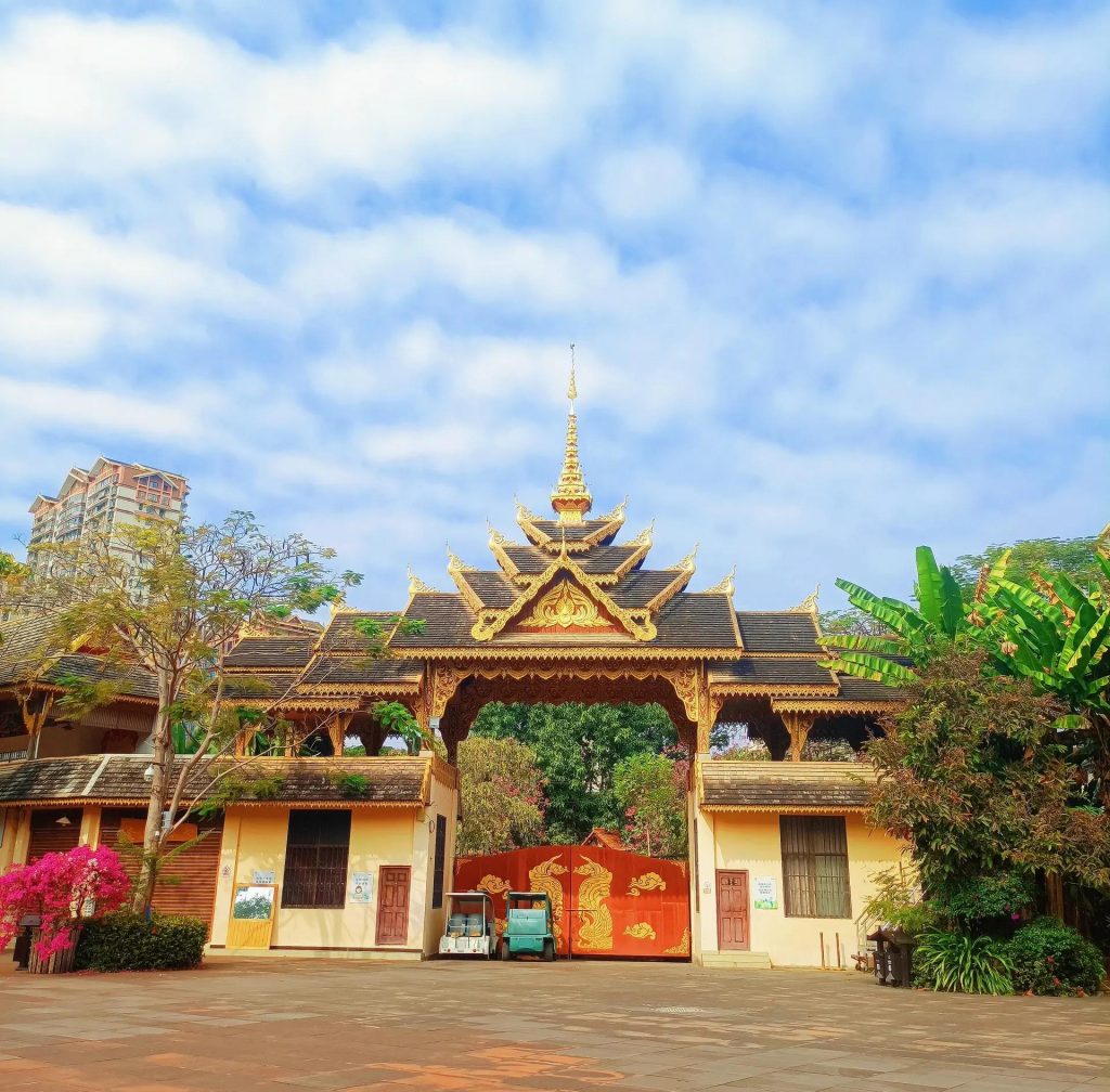 景洪曼听公园景区