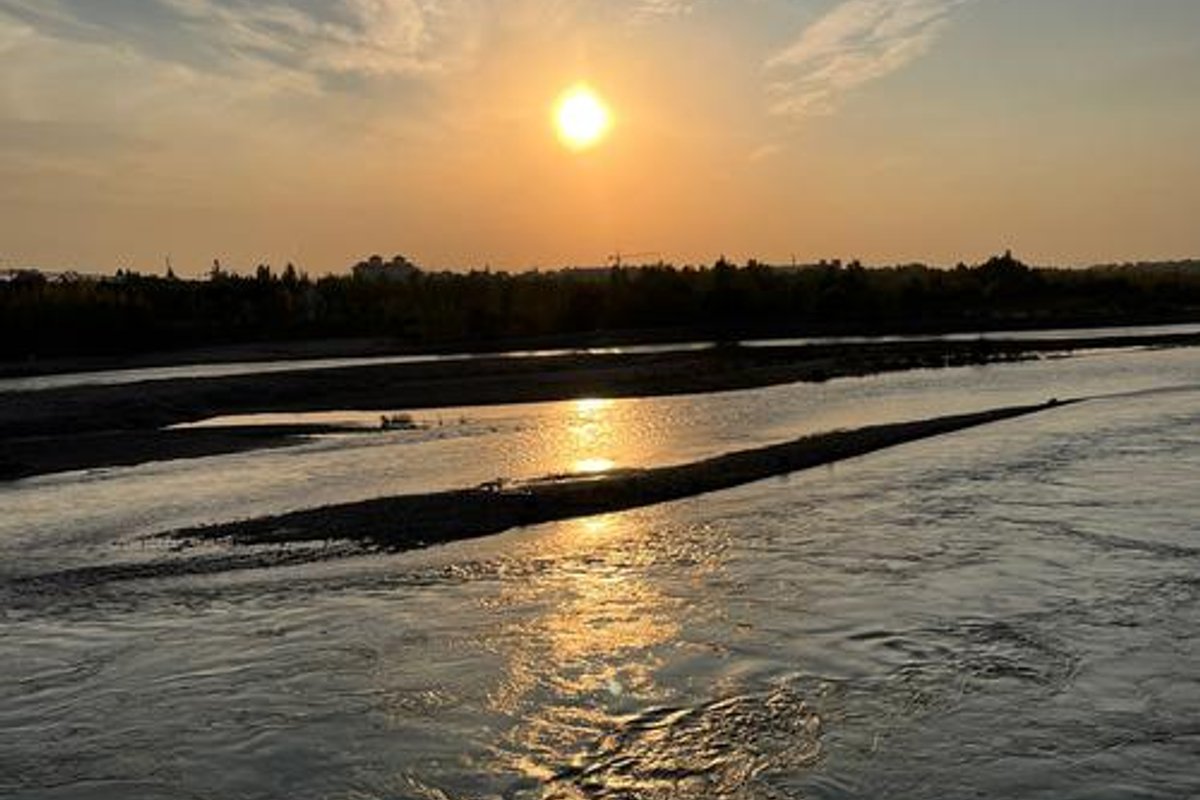 伊犁河风景区