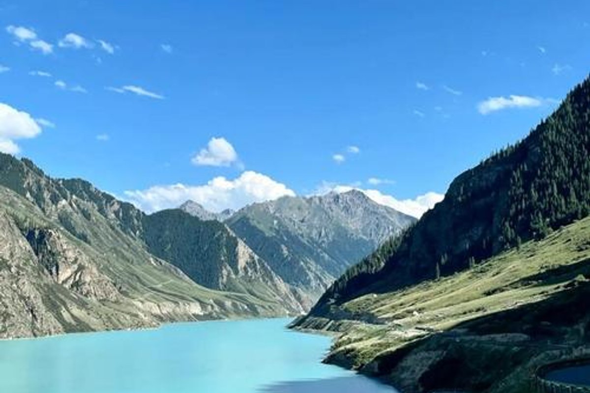昭苏玉湖景区