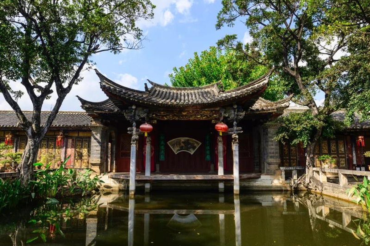 红河建水朱家花园景区